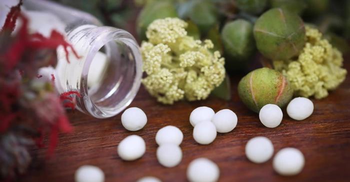 Homeopatia reduce cu 30 până la 50% prescripțiile de medicamente pentru rezidenții EHPAD.