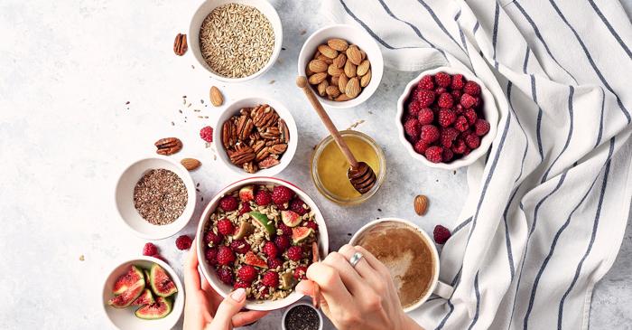 6 tipuri de nuci si seminte mai putin cunoscute pe care ar trebui sa le incluzi in dieta ta, incepand de acum