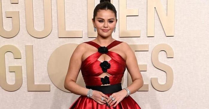 Selena Gomez a distribuit doua imagini inainte si dupa, in costum de baie: „Azi am realizat ca nu voi mai arata niciodata asa”