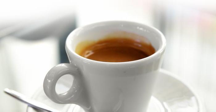 Un expert în nutriție dezvăluie momentul perfect pentru prima cafea a zilei