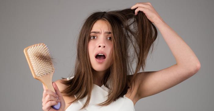 Căderea sezonieră a părului: cauzele principale și soluții pentru îngrijire