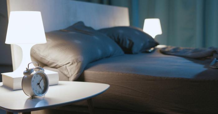 De ce amâni somnul chiar dacă ești obosit?