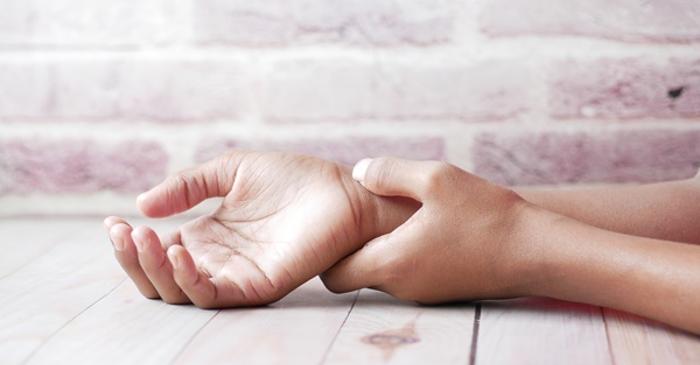 De ce îți amorțesc mâinile?