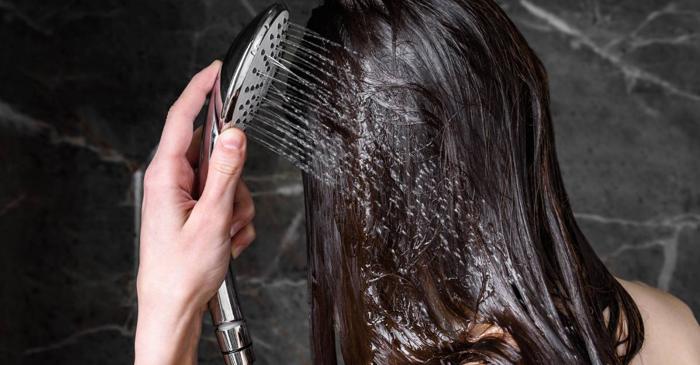 Bicarbonatul de sodiu în îngrijirea părului: beneficii și riscuri importante