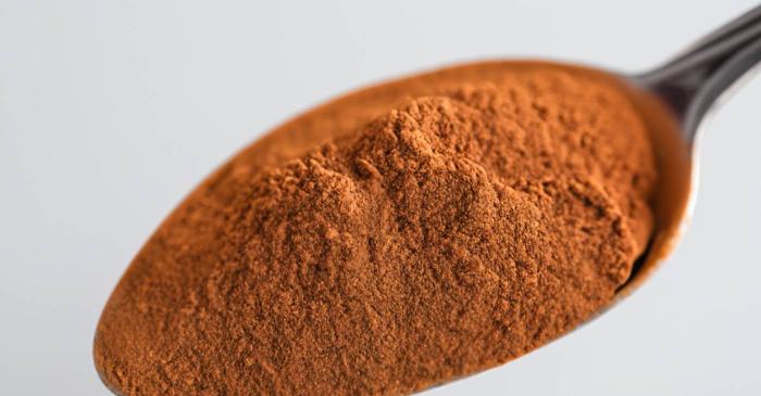 Care condiment alungă veverițele de la hrana păsărilor?