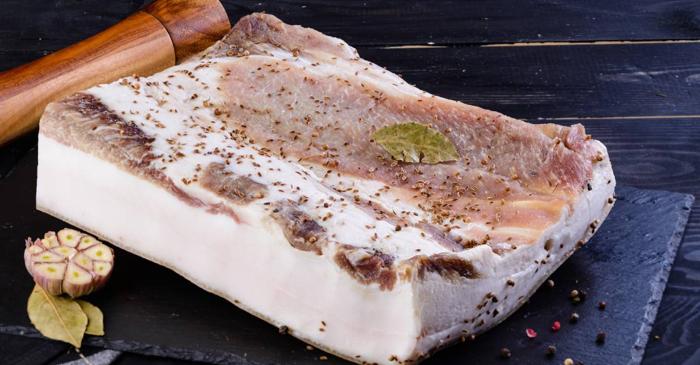 Cum a ajuns grăsimea de porc în topul celor mai sănătoase 10 alimente?