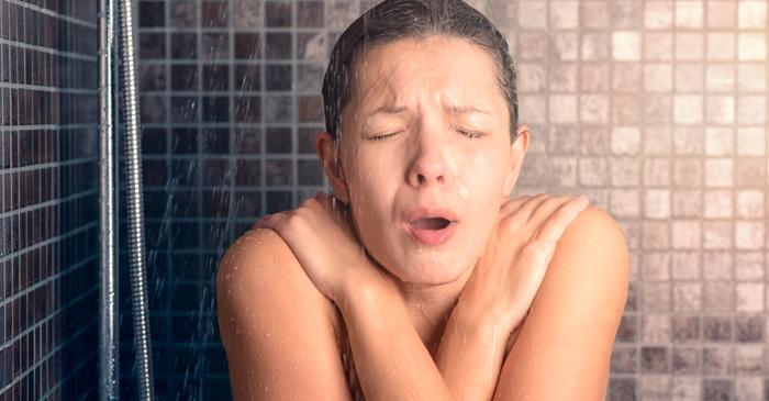 Dușurile reci aduc beneficii semnificative pentru sănătate și imunitate