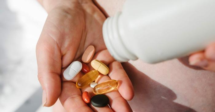 Ghid complet al administrării suplimentelor: ce și când să consumi pentru beneficii maxime