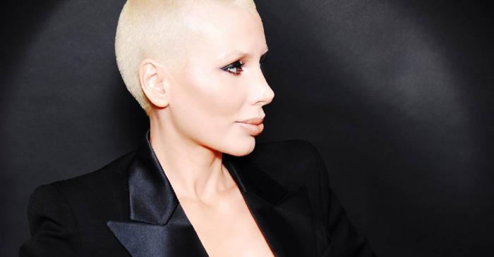 Cătălina Toma, prințesa R&B a României, înfruntă provocările industriei muzicale din SUA