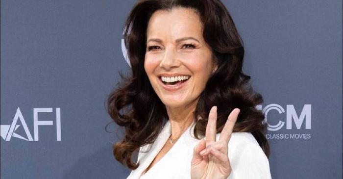 Fran Drescher a strălucit la SAG Awards 2024 într-o ținută reciclată, transmițând un mesaj despre sustenabilitate