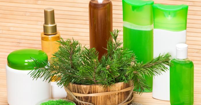 Usturoi sau urzici: ce alegem pentru un păr sănătos?