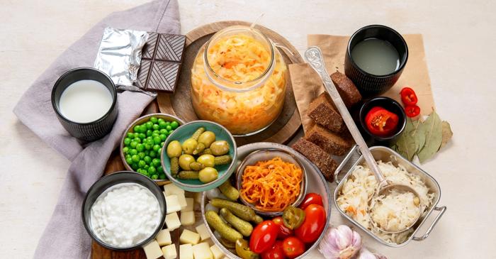 Trei alimente esențiale pentru sănătatea microbiomului intestinal