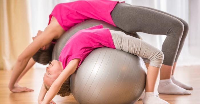 Câinele de casă poate fi secretul pentru a face copiii să se miște mai mult