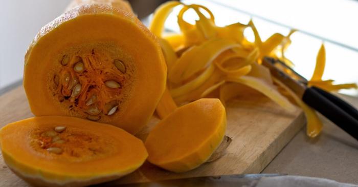 Partea pe care o arunci de la dovleacul plăcintar ar putea fi cea mai sănătoasă