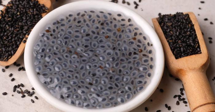 Semințele de chia, in și busuioc echilibrează flora digestivă și tranzitul intestinal