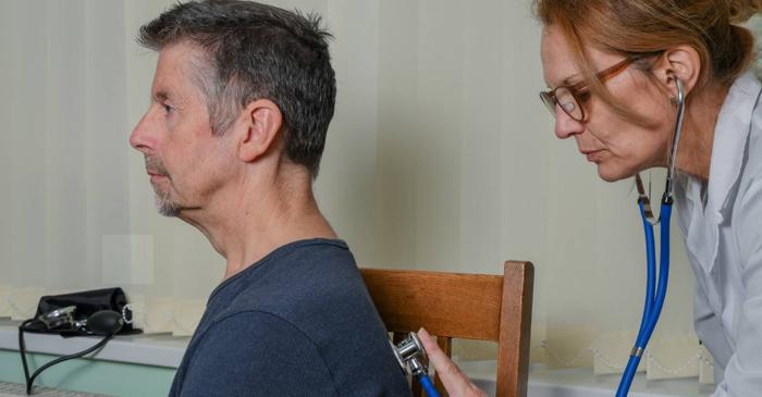 Senzația de lipsă de aer la internare crește de șase ori riscul de deces