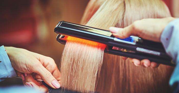 Cum obții un păr perfect drept fără niciun strop de căldură?