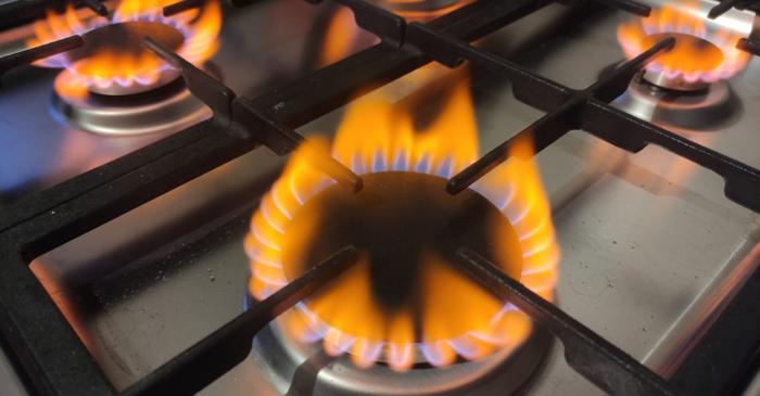 Aragazul pe gaz crește riscul de astm, cancer și boli de inimă