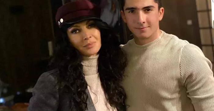 Ayan Schwarzenberg, fiul Mihaelei Rădulescu, construiește la 21 de ani o punte de afaceri între România și Statele Unite