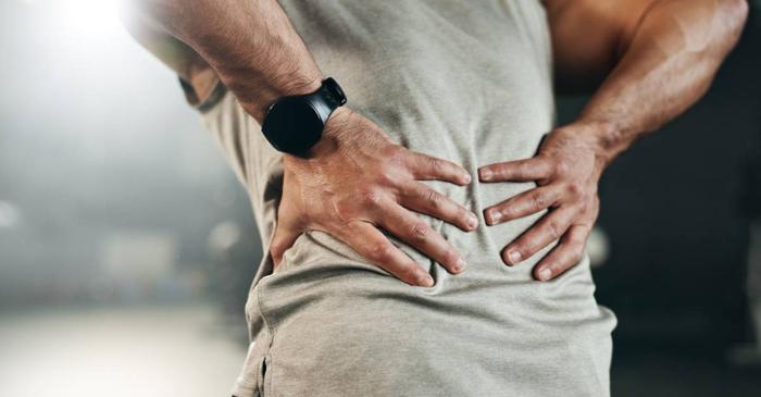 O combinație de trei mișcări simple poate agrava rapid durerile de spate