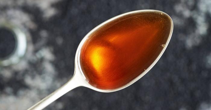 Poate un ulei natural să fie mai eficient decât ibuprofenul împotriva inflamației?