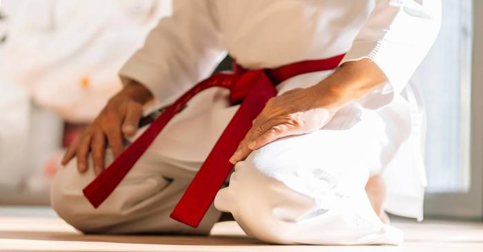 O tehnică japoneză inspirată de samurai întărește picioarele cu doar câteva minute de exerciții pe zi