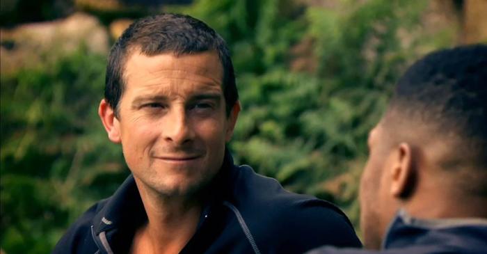 Bear Grylls face 250 de repetări în fiecare dimineață, în doar 10 minute