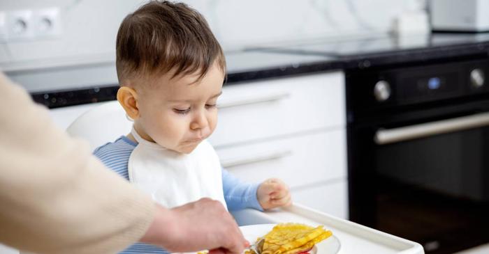 Sfaturile medicilor: cum să hrănești copiii pe caniculă fără mese calde