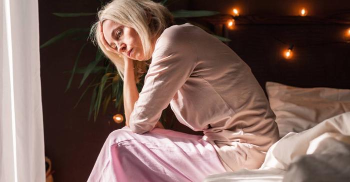 Insomnia și oboseala cronică scot tăcut din joc femeile din poziții cheie